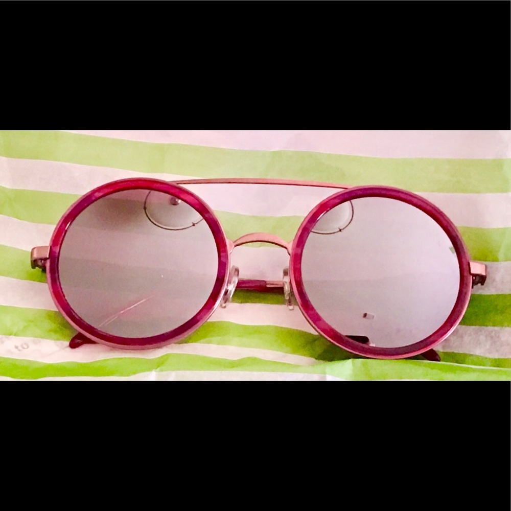 Authentic WildFox Mirrored lens Sunglasses NWOT